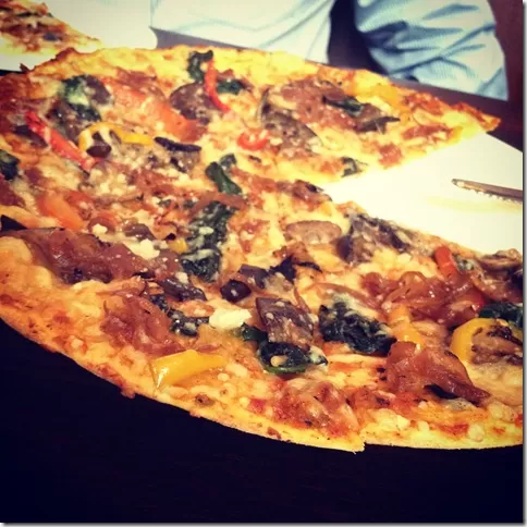 some vegetarian pizza