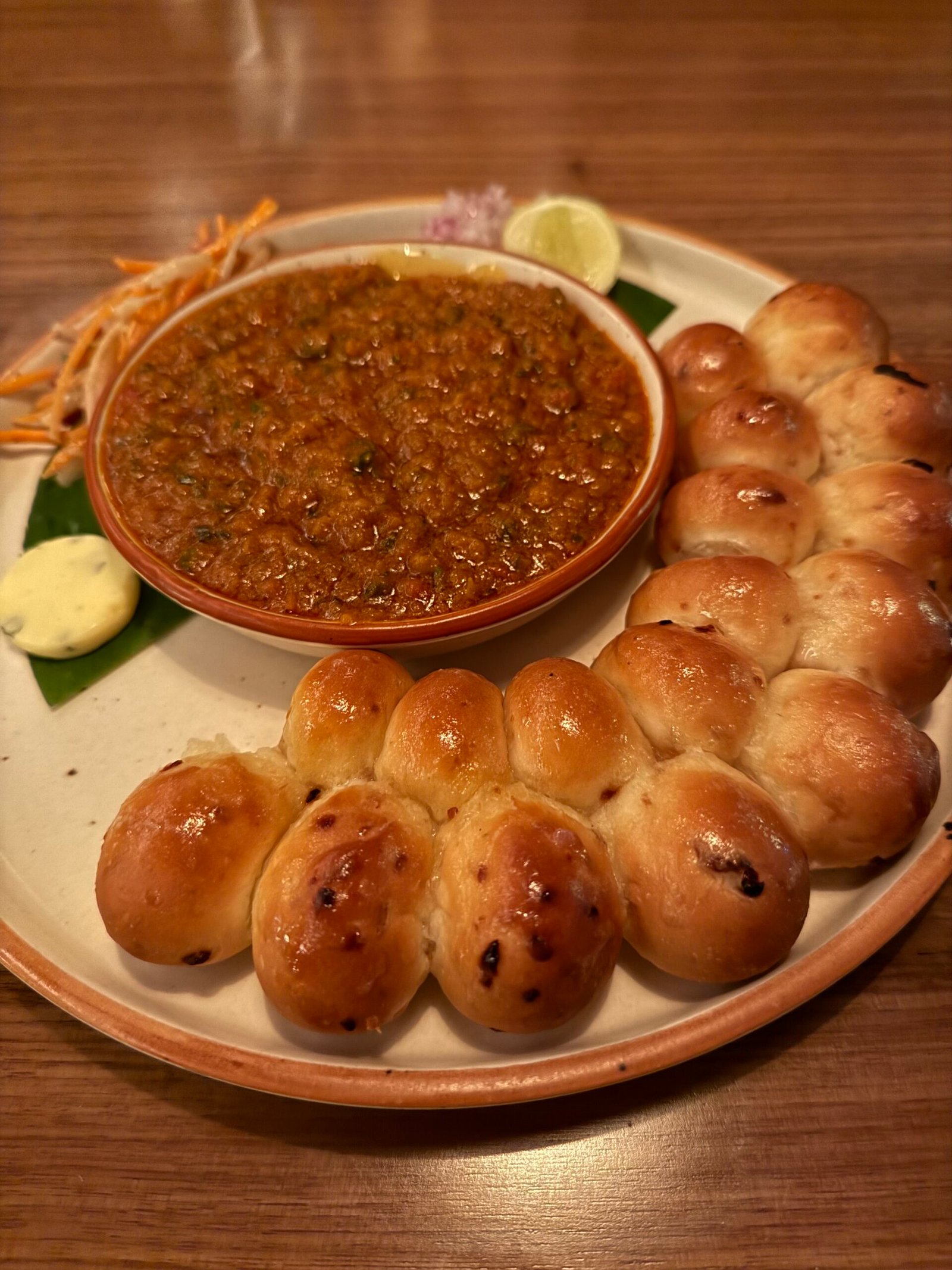 Chic and yet unapologetically desi. Comorin, Mumbai